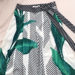 Tropical Wide Leg Pant